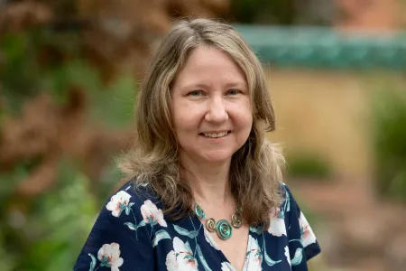 FIONA QUINTNER