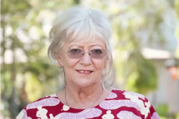 Dr Sue Erica Smith