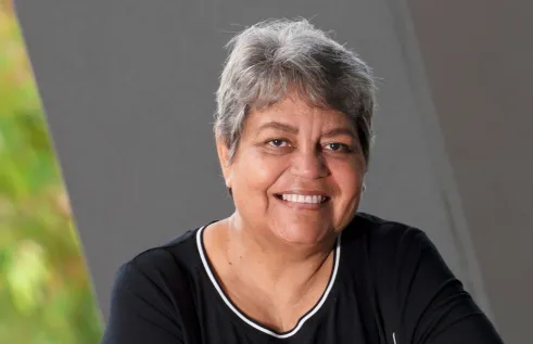 Dr Linda Ford